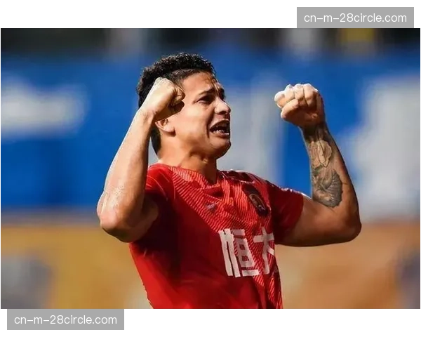 汉娜·比尔卡小组赛独中两元 年轻锋线展现冲击力